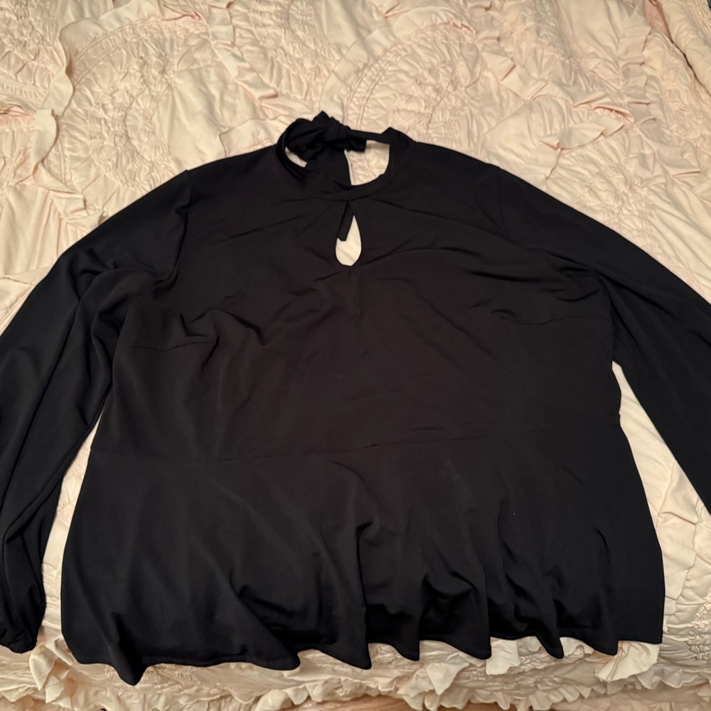 Eloquii Black Keyhole Blouse